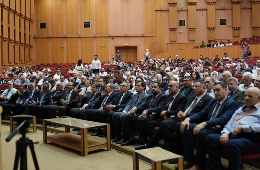 انطلاق أعمال المؤتمر الدولي الهندسي الثالث للطاقات المتجددة في رحاب جامعة دمشق
